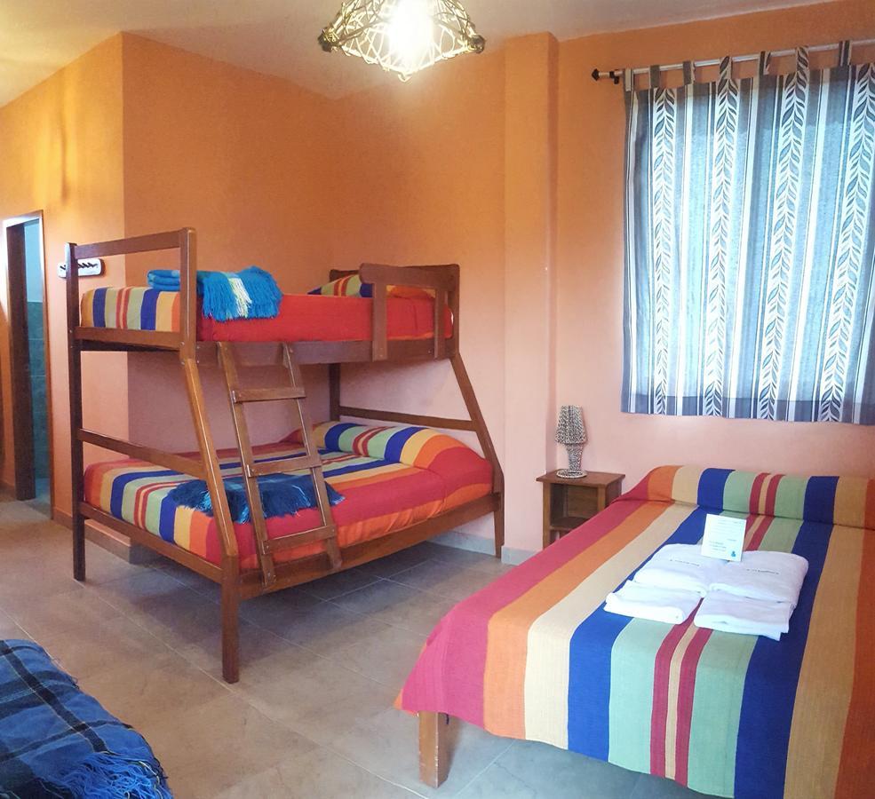 La Mariposa Hostal Olon Bagian luar foto