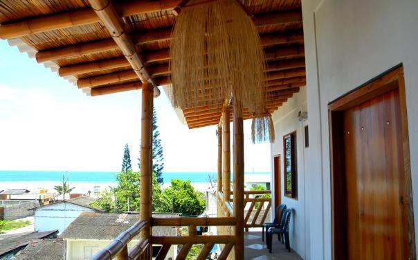 La Mariposa Hostal Olon Bagian luar foto