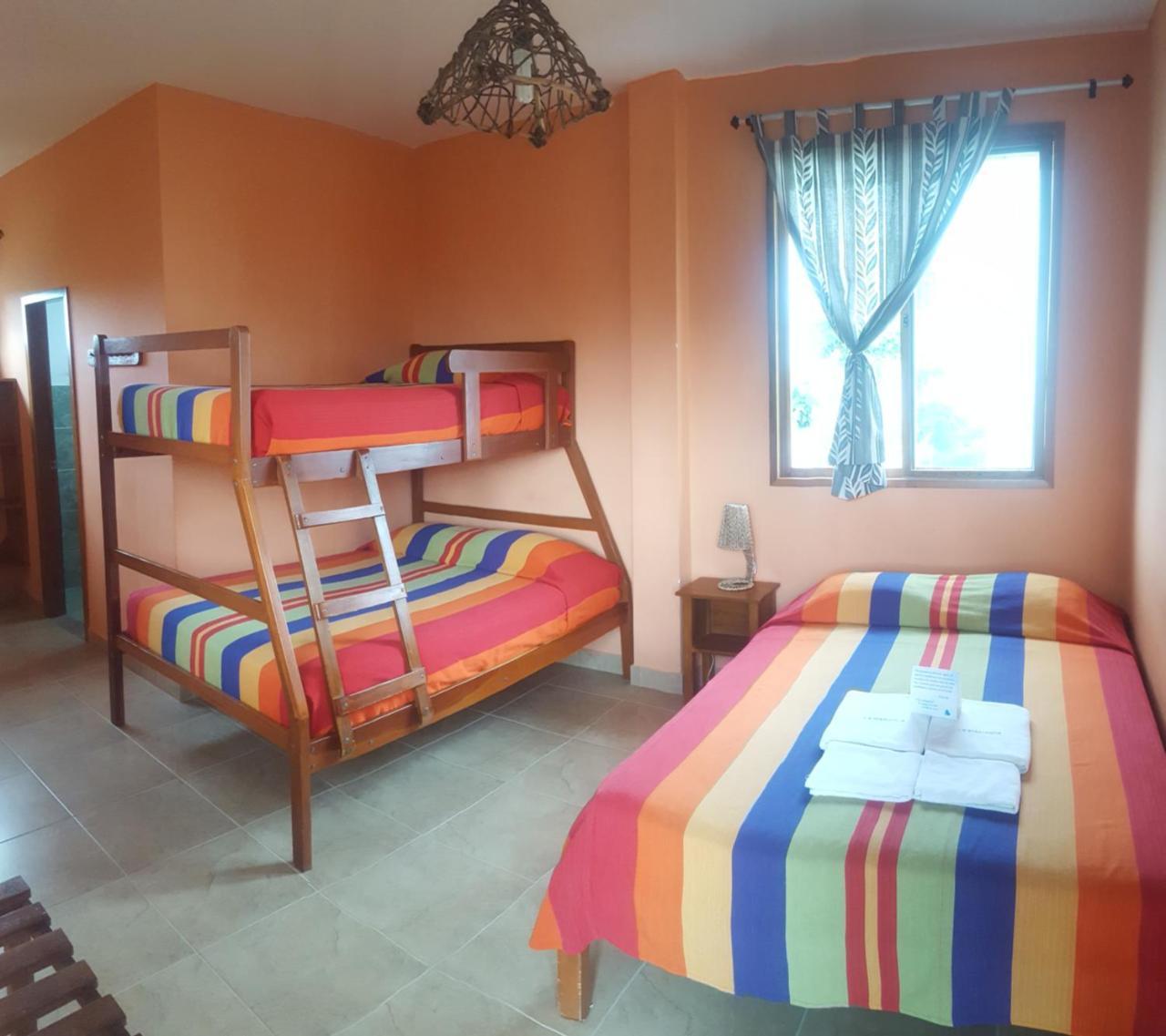 La Mariposa Hostal Olon Bagian luar foto